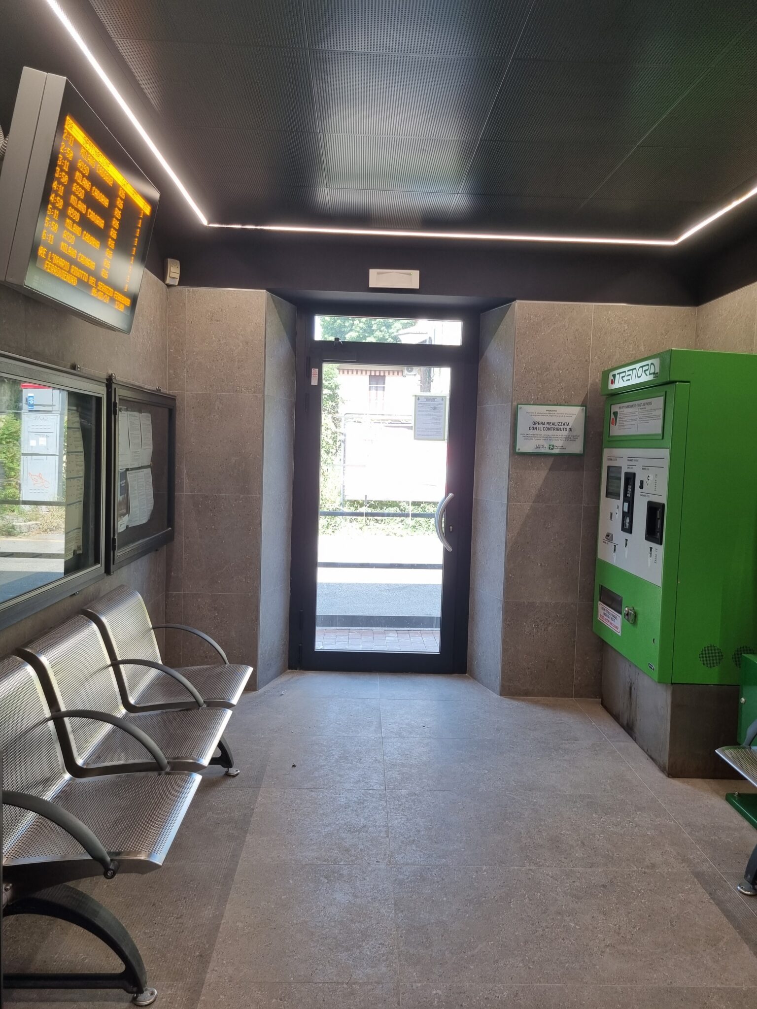 Stazione di Carugo-Giussano