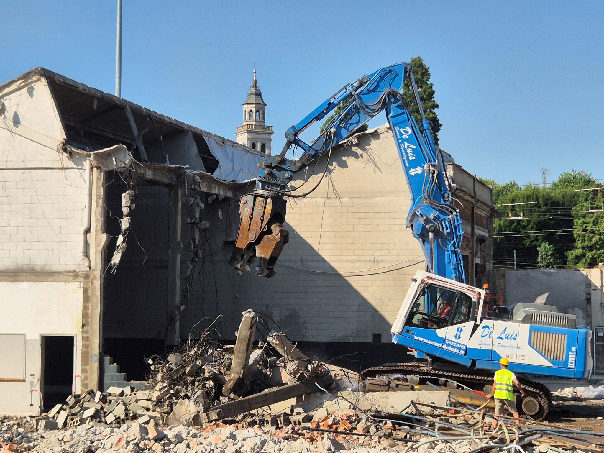 Edificio 4 demolizione