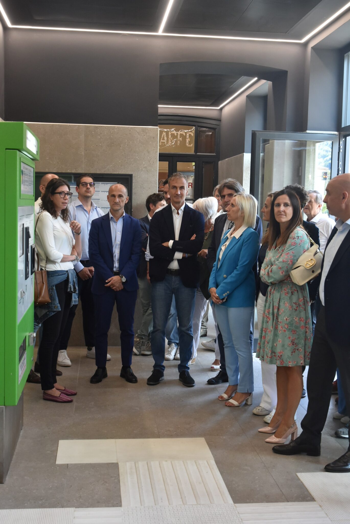 Visita stazione di Asso - sala d'attesa