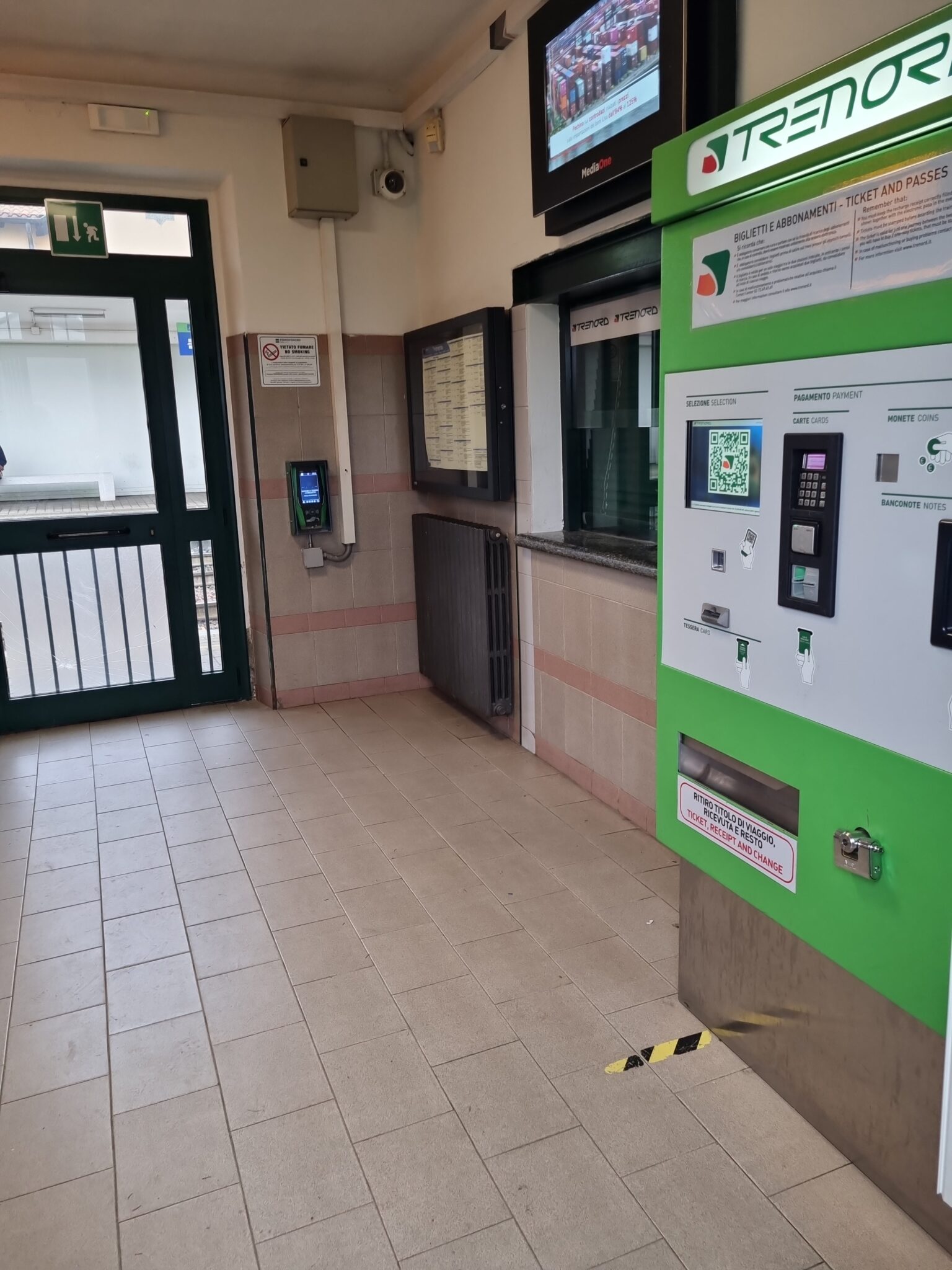 Sala d'attesa Rovellasca-Manera